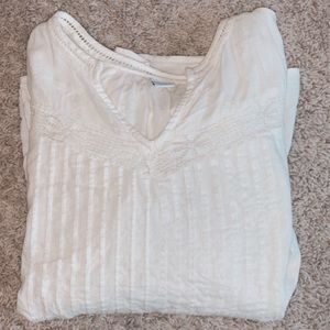 Adorable white blouse